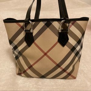 Burberry tote